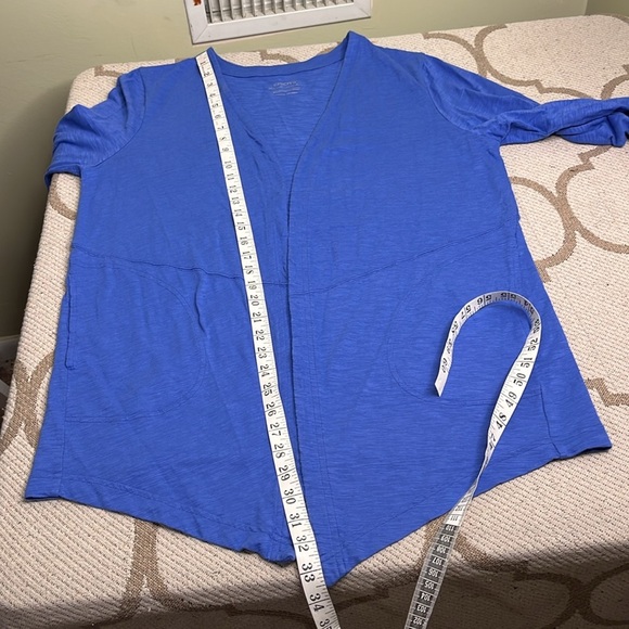 Chico's Ultimate Tee side pockets open front jersey cardigan, size: 2/ large - Picture 7 of 11